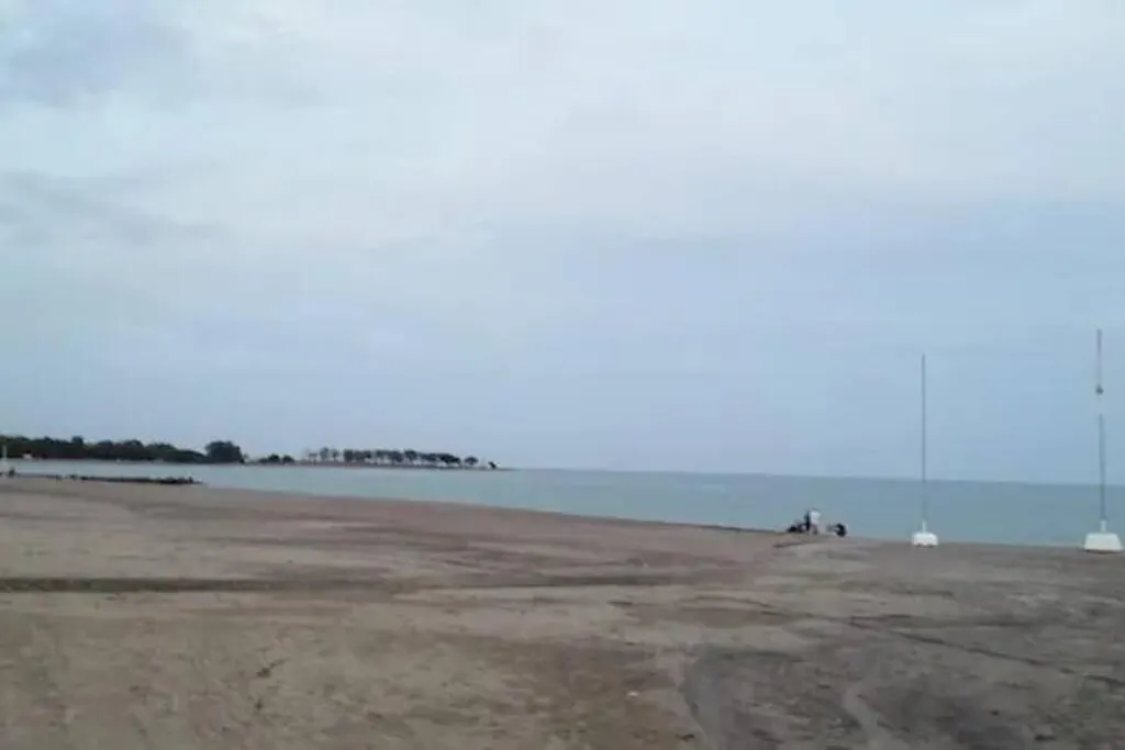 Bajo Con Jardin A Pie De Playa Y Piscina Comunitaria Con Jacuzzi Apartamento Playas de Vera